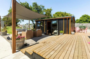 Stylish hideaway on High st Carterton